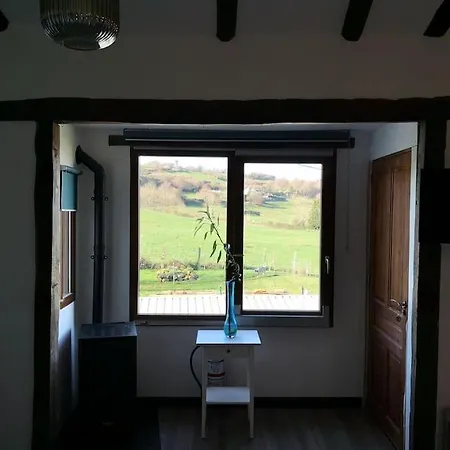 El Pajar, Rustic Apt. & Gardens With Sheep & Hens Apartment Lloreda (Cantabria)