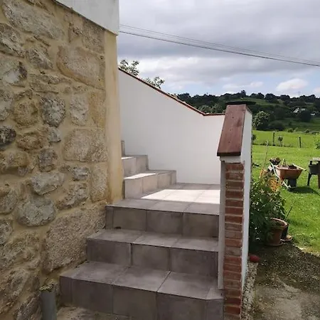 Apartment El Pajar, Rustic Apt. & Gardens With Sheep & Hens